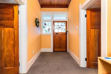 Photo of property in 44 Queen Street, Feilding, 4702
