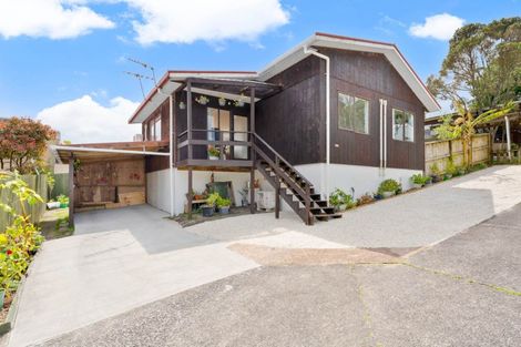 Photo of property in 103c Woodglen Road, Glen Eden, Auckland, 0602