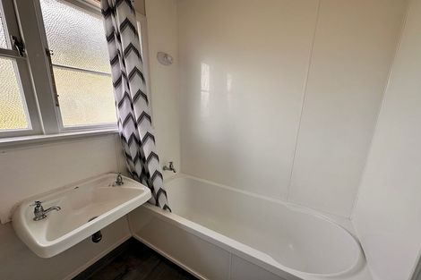 Photo of property in 45a Milton Road, Bluff Hill, Napier, 4110