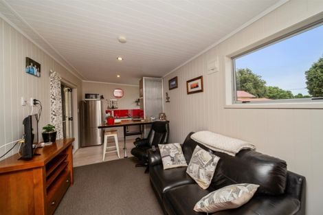 Photo of property in 89 South Road, Manaia, 4612