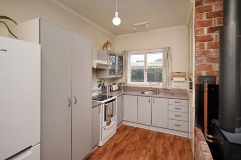 Photo of property in 32 Tower Street, Hornby, Christchurch, 8042