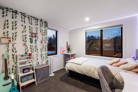 Photo of property in 25 Grandvista Drive, Green Island, Dunedin, 9018