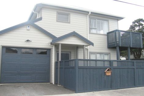 Photo of property in 81 Tauhinu Road, Miramar, Wellington, 6022