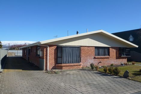Photo of property in 28 Arnott Street, Alexandra, 9320