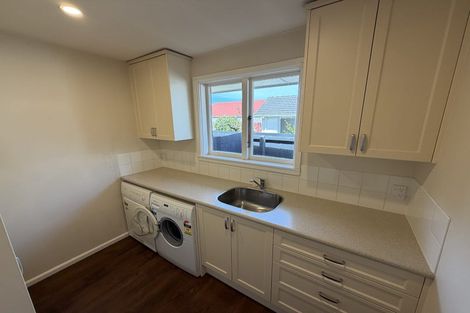 Photo of property in 8 Ambleside Drive, Burnside, Christchurch, 8053