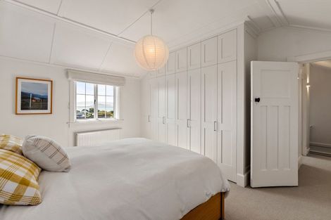 Photo of property in 4 Manuka Terrace, Eastbourne, Lower Hutt, 5013