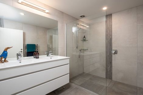 Photo of property in 12 Morepork Way, Arthurs Point, Queenstown, 9371