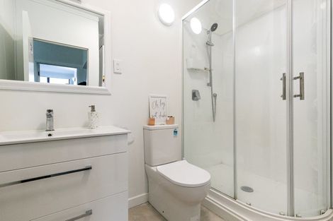 Photo of property in Hobson Court Flats, 58/70 Hobson Street, Thorndon, Wellington, 6011