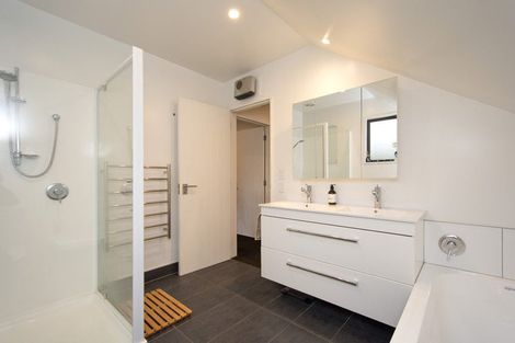 Photo of property in 53 Vernon Terrace, Hillsborough, Christchurch, 8022