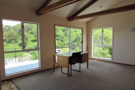 Photo of property in 4 Selwyn Parade, Lyttelton, 8082