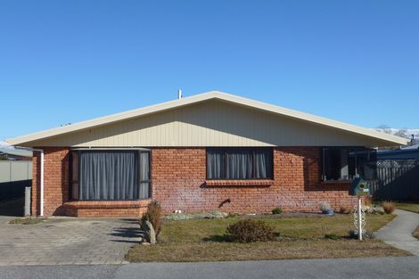 Photo of property in 28 Arnott Street, Alexandra, 9320