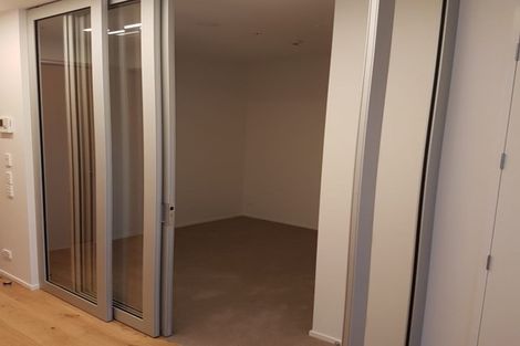 Photo of property in 203/585 Beach Road, Rothesay Bay, Auckland, 0630