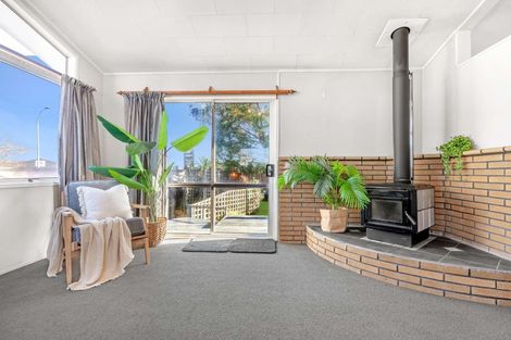 Photo of property in 70 Main Street, Edgecumbe, 3120