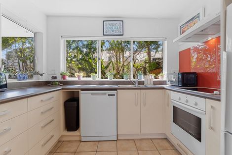 Photo of property in 2/454 Hibiscus Coast Highway, Orewa, 0931