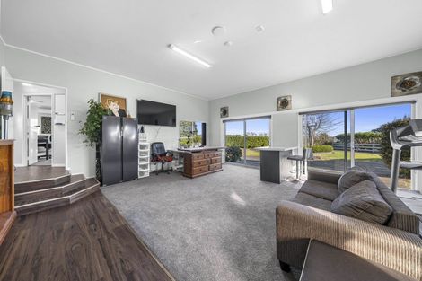 Photo of property in 968a Waiuku Road, Waiuku, 2681