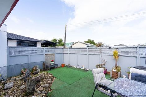 Photo of property in 162a Winchester Street, Levin, 5510
