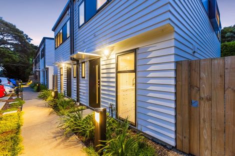 Photo of property in 6/63 Hillcrest Avenue, Hillcrest, Auckland, 0627