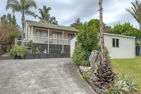 Photo of property in 129 Durrant Drive, Whangamata, 3620