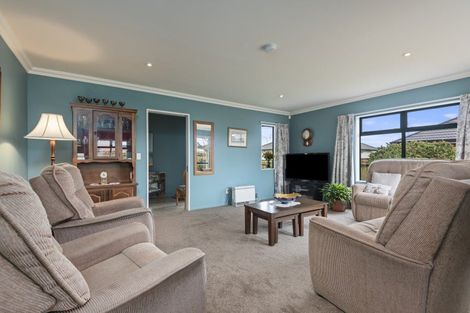 Photo of property in 9 Brookside Close, Highbury, Palmerston North, 4412