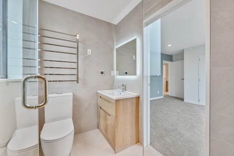 Photo of property in 20a Seine Road, Forrest Hill, Auckland, 0620