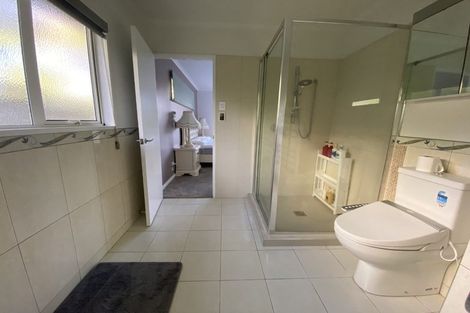 Photo of property in 34 English Oak Drive, Schnapper Rock, Auckland, 0632