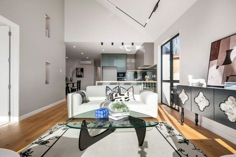 Photo of property in 1 Weetman Drive, Browns Bay, Auckland, 0630