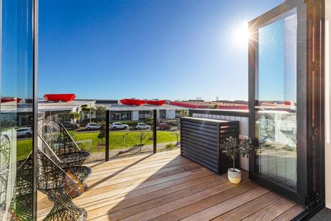 Photo of property in 6/7 Uku Lane, Hobsonville, Auckland, 0616