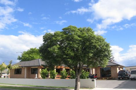 Photo of property in 2 Twentyfirst Avenue, Gate Pa, Tauranga, 3112