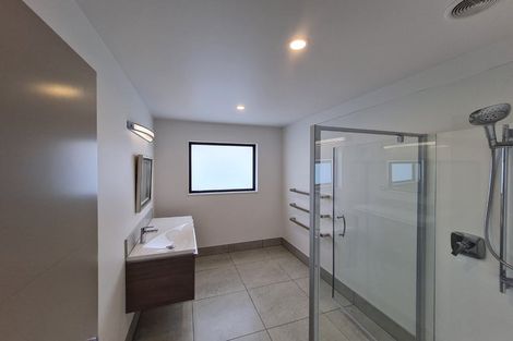 Photo of property in 152 Penruddock Rise, Westmorland, Christchurch, 8025