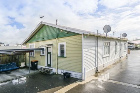 Photo of property in 8 Dahlia Street, Palmerston North, 4410