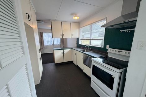 Photo of property in 2 Wyoming Grove, Totara Park, Upper Hutt, 5018
