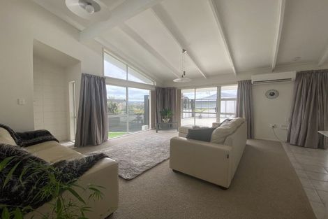 Photo of property in 23 Graham Place, Bellevue, Tauranga, 3110