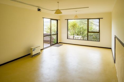 Photo of property in 7 Saint Aidans Way, Tawa, Wellington, 5028