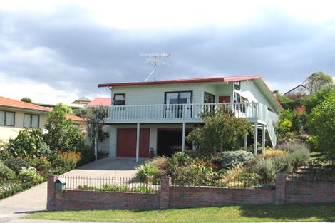 Photo of property in 5 Lagoon Way, West Harbour, Auckland, 0618