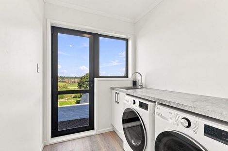 Photo of property in 18 Cracroft Drive, Putiki, Whanganui, 4500