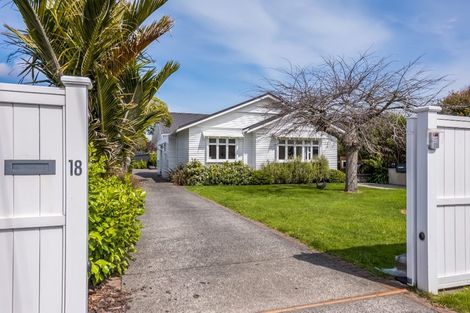 Photo of property in 18 Maire Street, Woburn, Lower Hutt, 5010