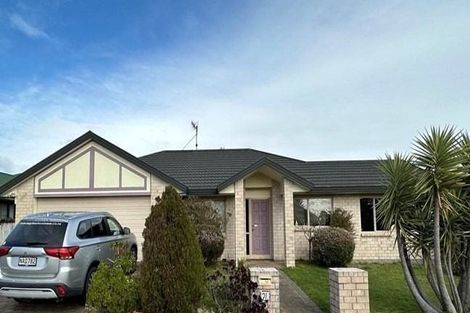 Photo of property in 24 Harry Shaw Way, Raumati South, Paraparaumu, 5032