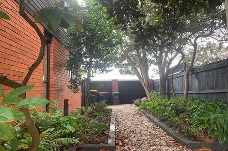 Photo of property in 2b Coles Place, St Albans, Christchurch, 8014