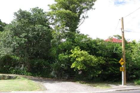 Photo of property in 43 Sylvan Avenue, Northcote, Auckland, 0627