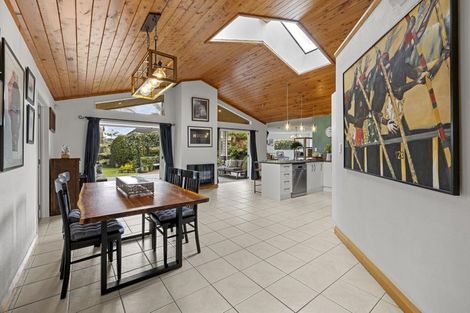 Photo of property in 2 Merlot Place, Rototuna, Hamilton, 3210