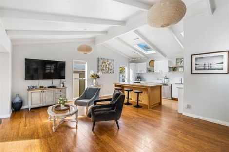 Photo of property in 31 Sumnervale Drive, Sumner, Christchurch, 8081