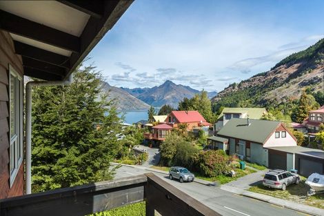 Photo of property in 255 Fernhill Road, Sunshine Bay, Queenstown, 9300