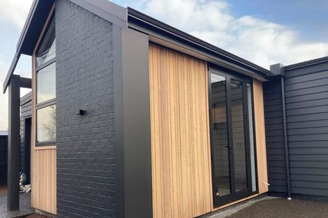 Photo of property in 85 Vardon Road, St Andrews, Hamilton, 3200