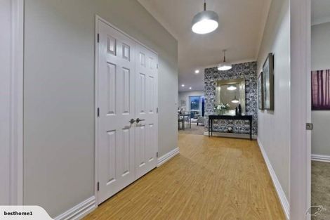 Photo of property in 25 Turutu Place, Long Bay, Auckland, 0630