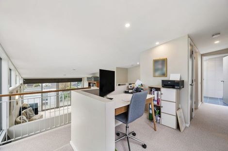 Photo of property in 36 Mantell Street, Seatoun, Wellington, 6022