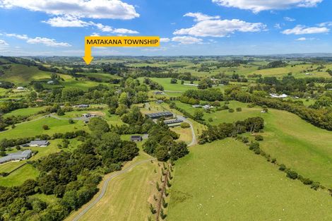 Photo of property in 37 Ward Road, Matakana, Warkworth, 0985