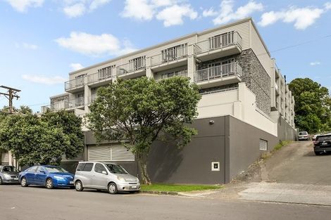 Photo of property in 1a/3 Keystone Avenue, Mount Roskill, Auckland, 1041