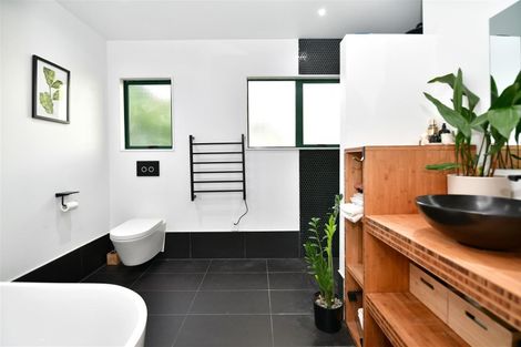 Photo of property in 2a Roberta Crescent, Orewa, 0931