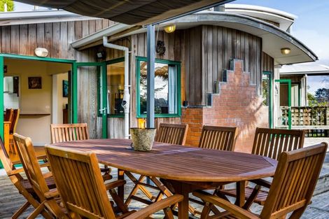 Photo of property in 1 Te Mara Place, Merrilands, New Plymouth, 4312