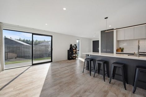 Photo of property in 5 Williams Crescent, Alexandra, 9320